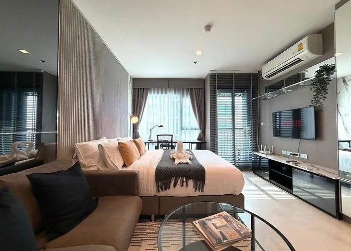 Walk To Bts Pool View Queenbed Retreat Lejlighed